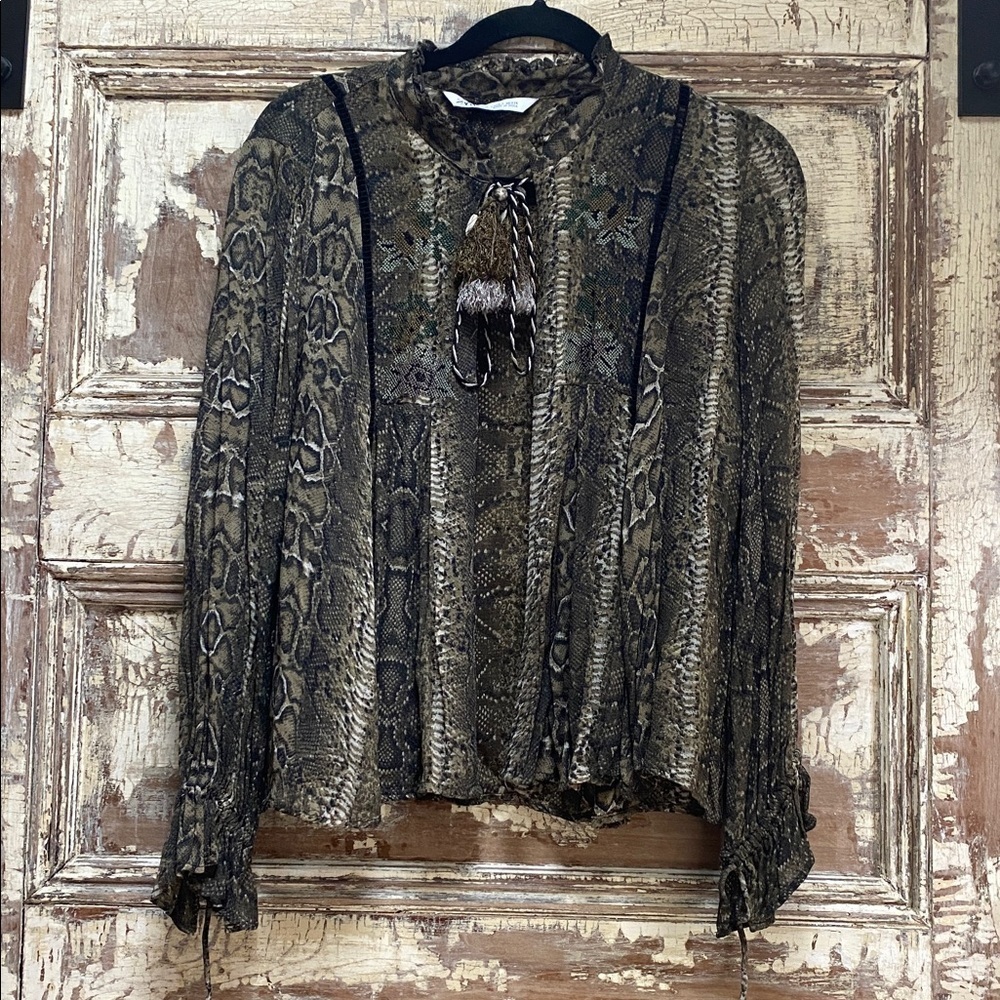 Zara Olive Green Animal Print Top W Tassel Tie,  Size Small